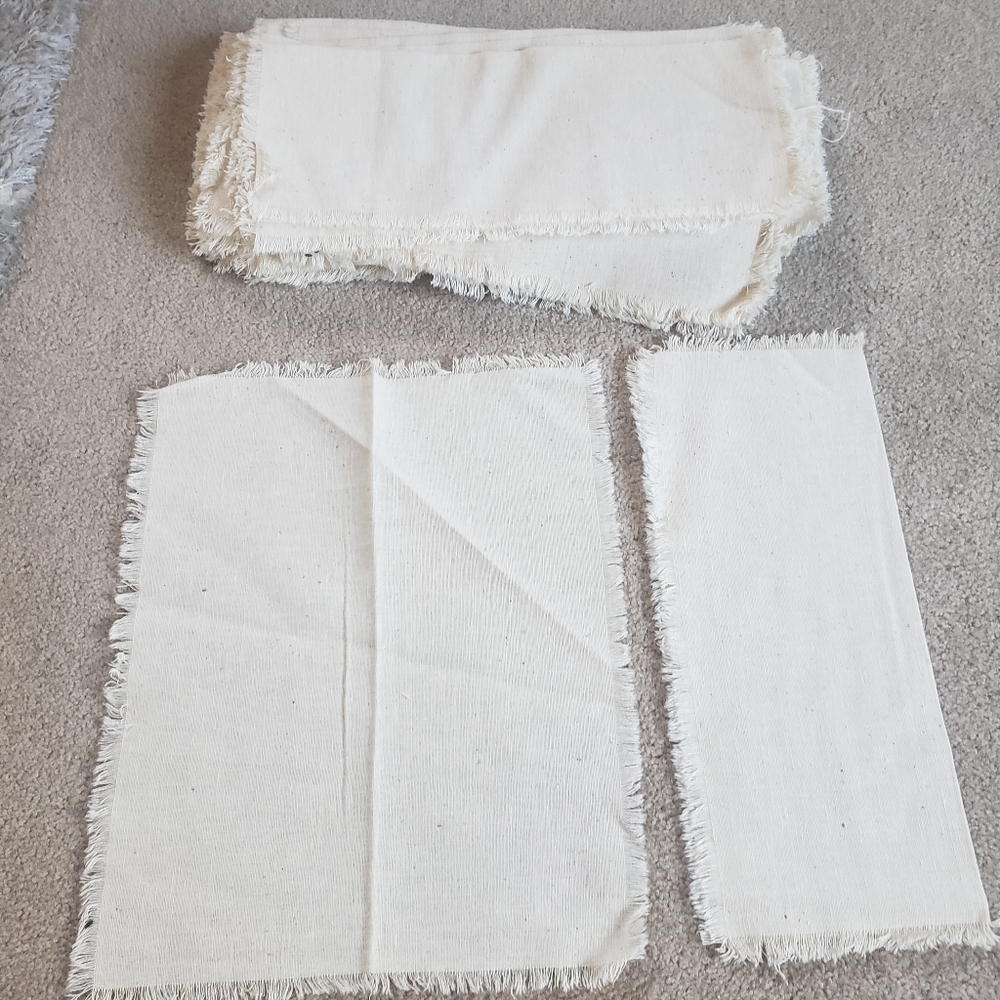 Plain napkins